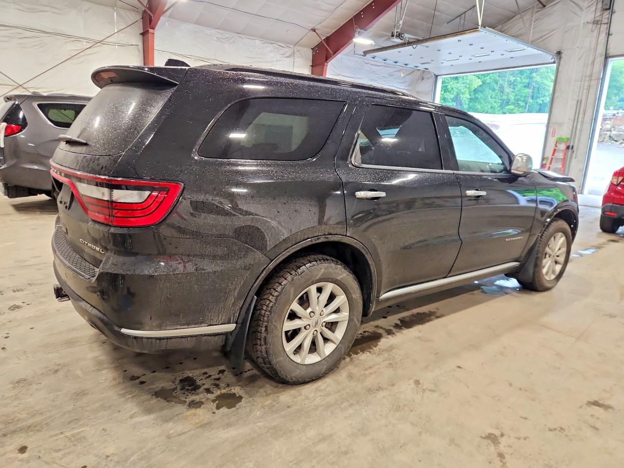 1C4RDJEG9MC643359 · 2021 DODGE DURANGO · 3/14