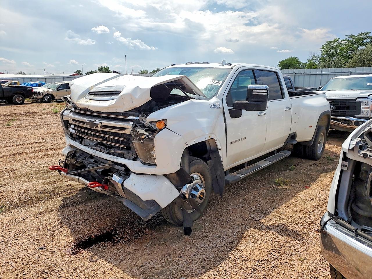 1GC4YVEY7NF170995 · 2022 CHEVROLET SILVERADO