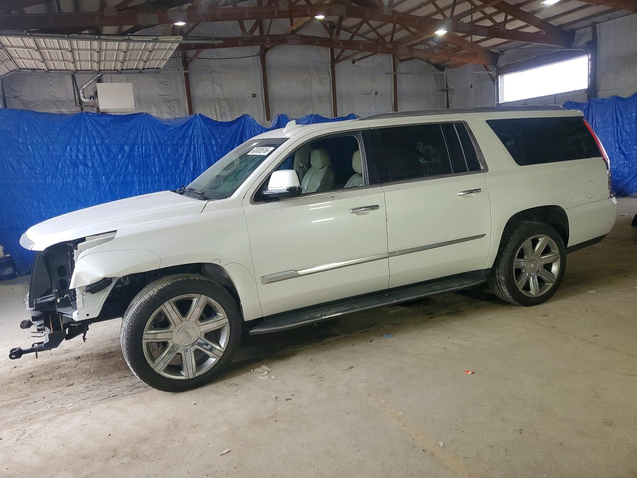 1GYS4HKJ3KR315028 · 2019 CADILLAC ESCALADE