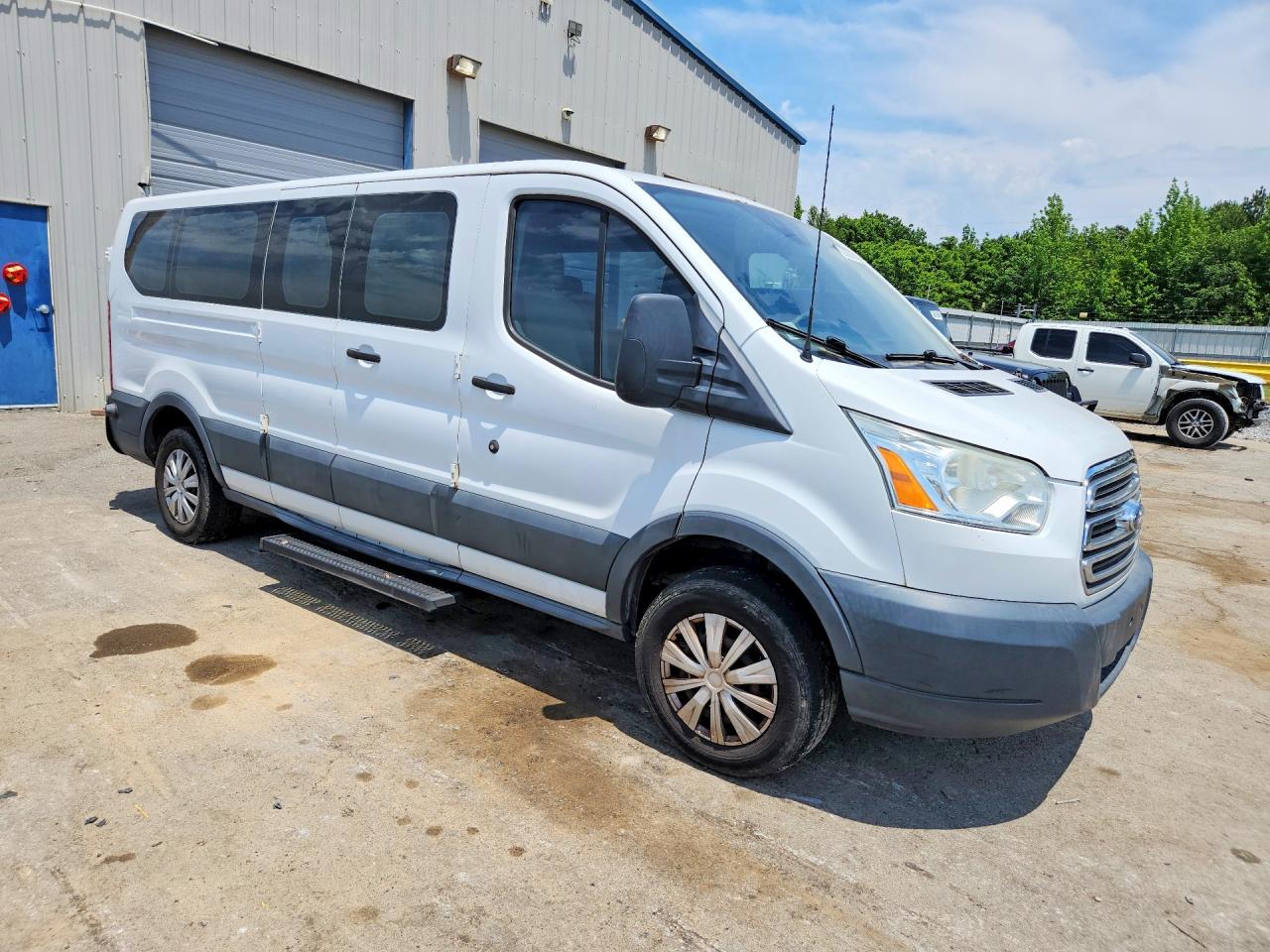 1FBZX2ZMXGKA61105 · 2016 FORD TRANSIT · 4/13