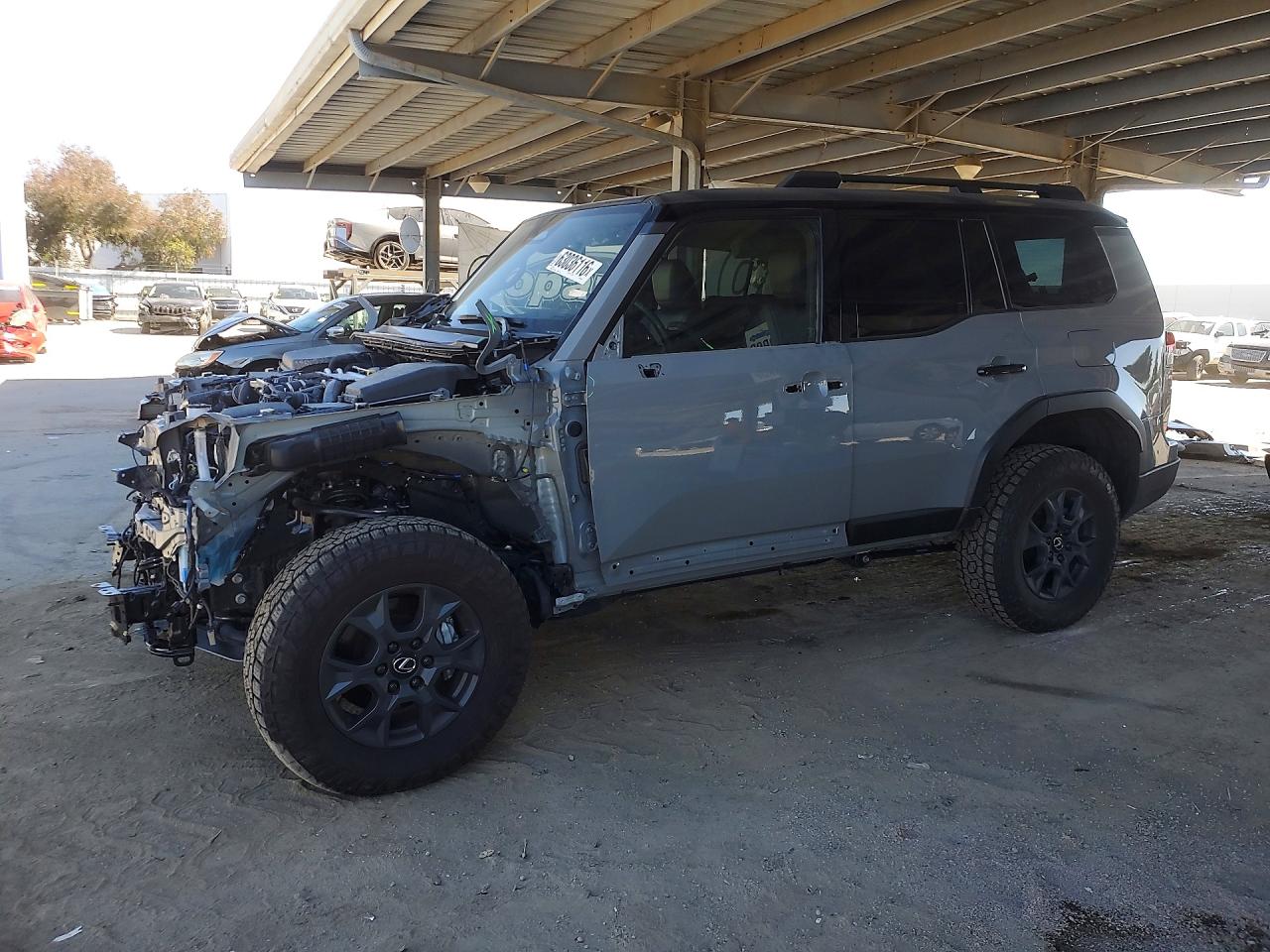 JTJTBCDX2T5078803 · 2026 LEXUS GX 550
