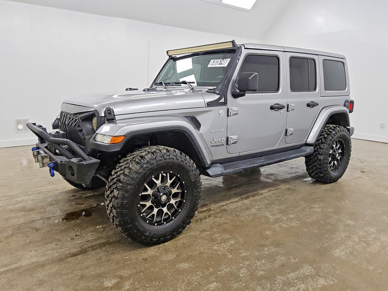 1C4HJXEG2JW207034 · 2018 JEEP WRANGLER UNLIMITED