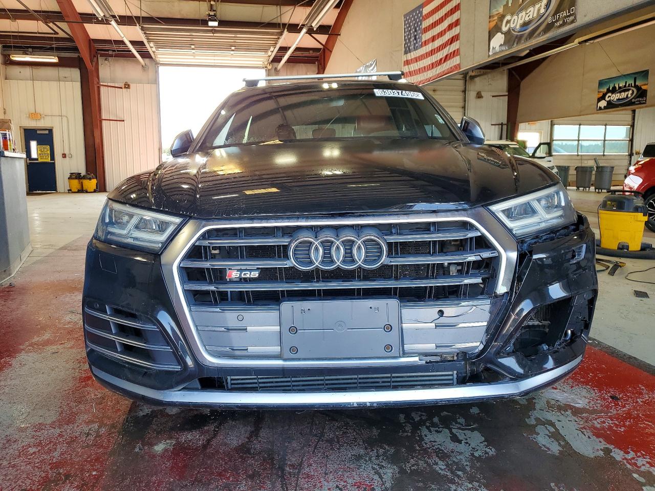 WA1A4AFY1J2053611 · 2018 AUDI SQ5 · 5/14