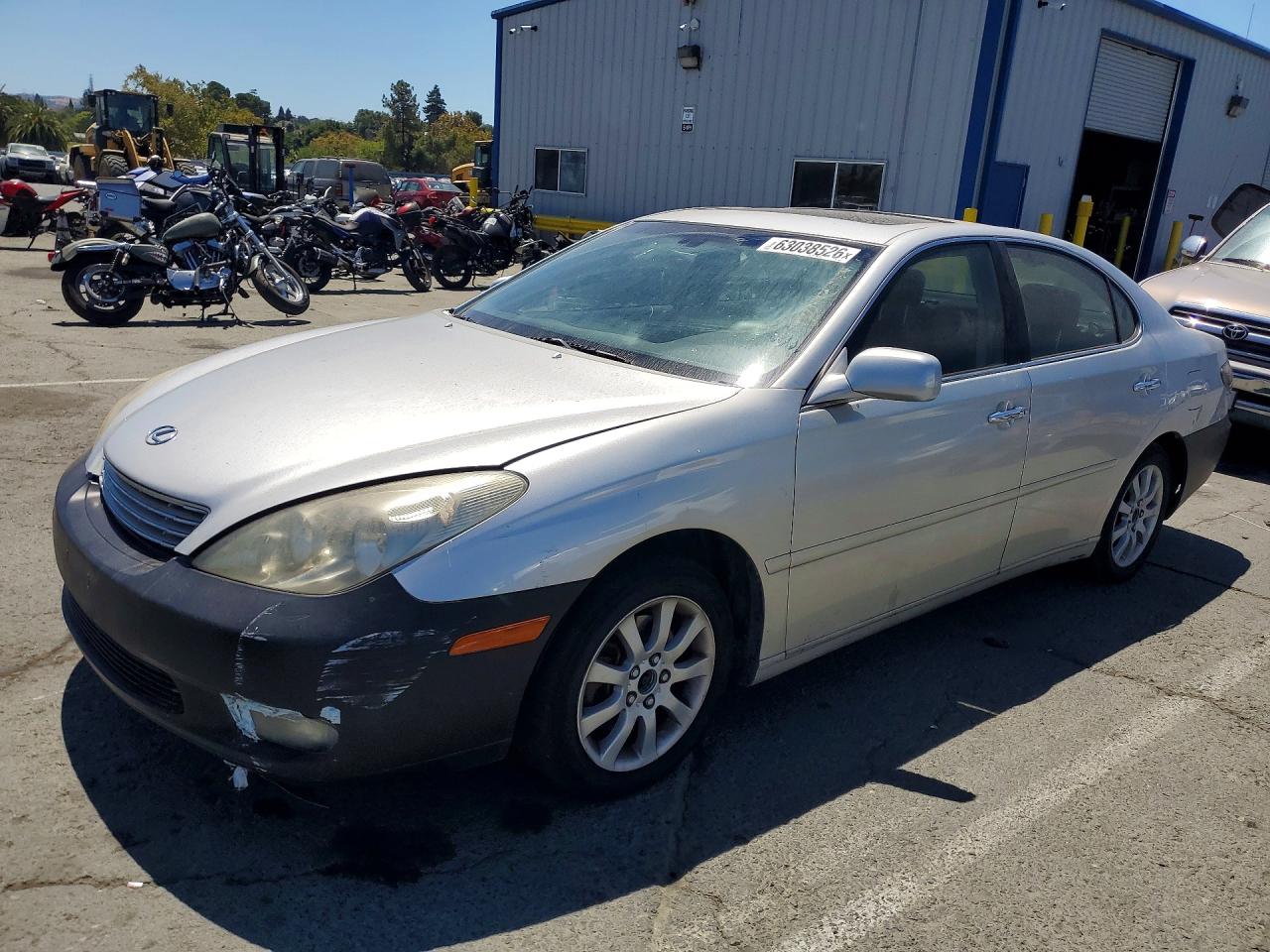 JTHBF30G520086672 · 2002 LEXUS ES