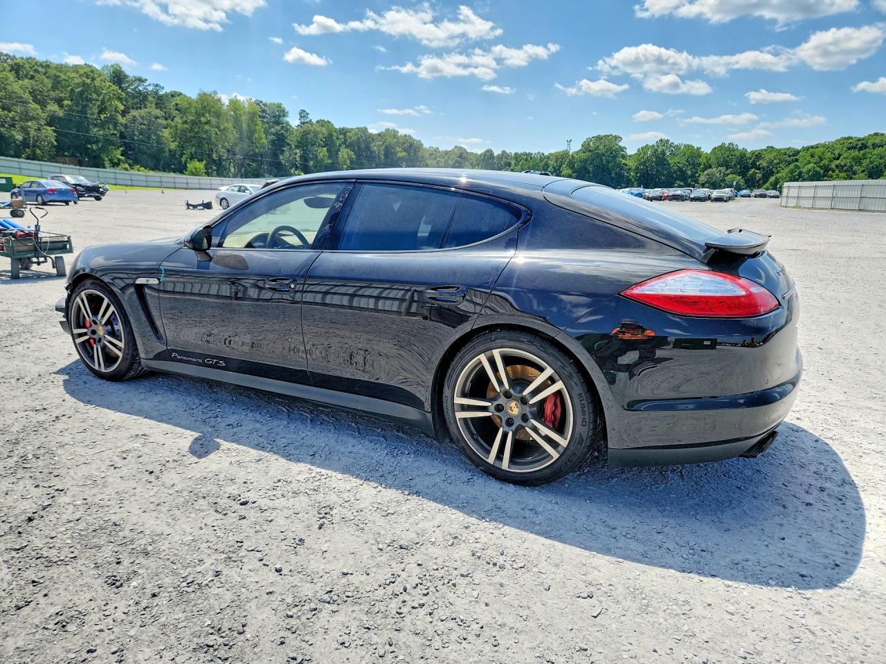 WP0AF2A77DL076796 · 2013 PORSCHE PANAMERA · 2/12