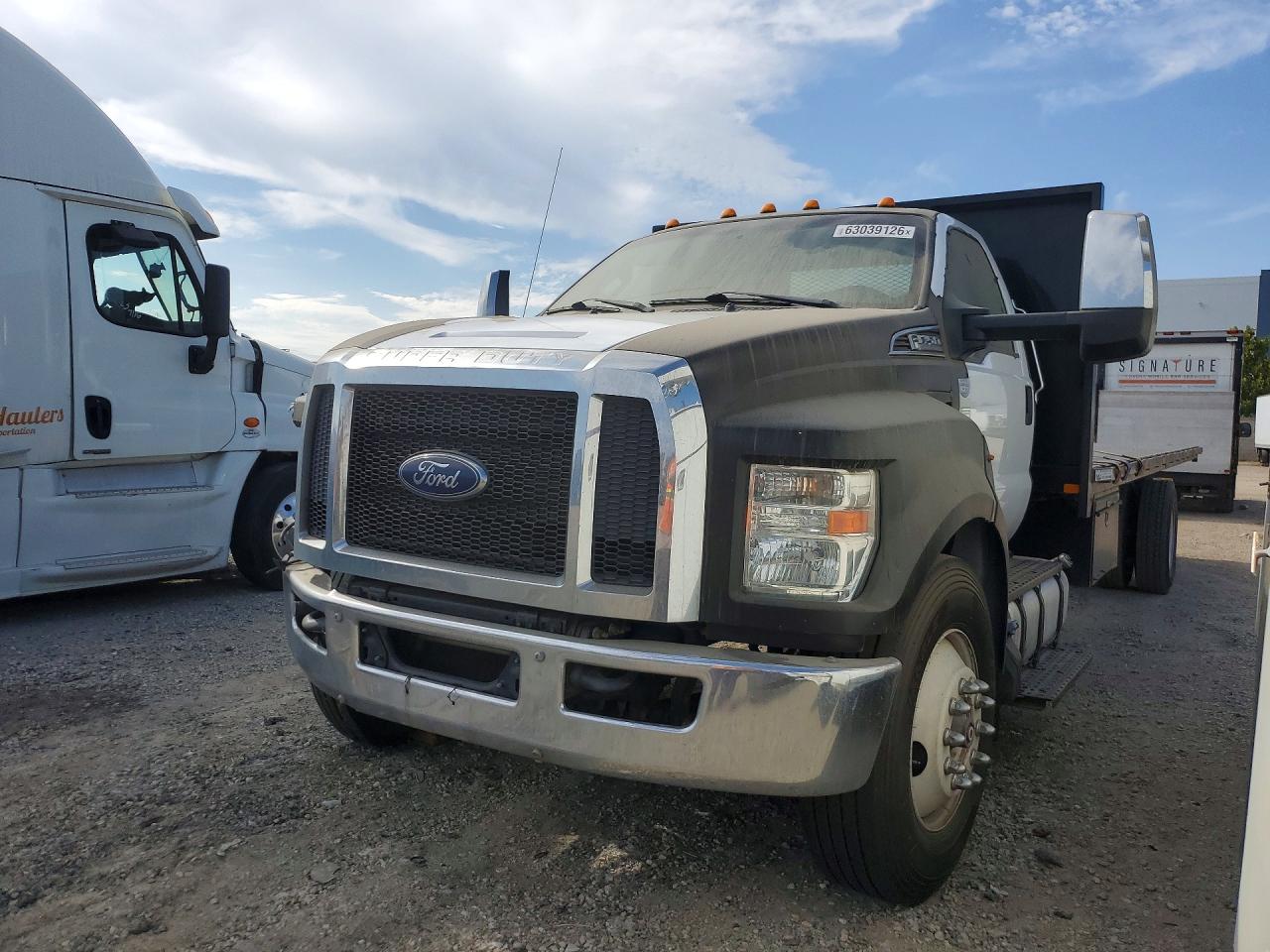 2017 FORD F750