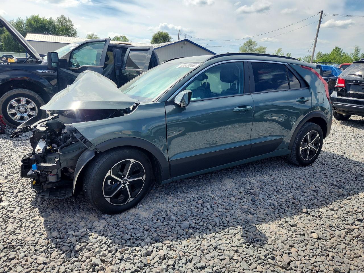 KNDCR3LE1S5304648 · 2025 KIA NIRO
