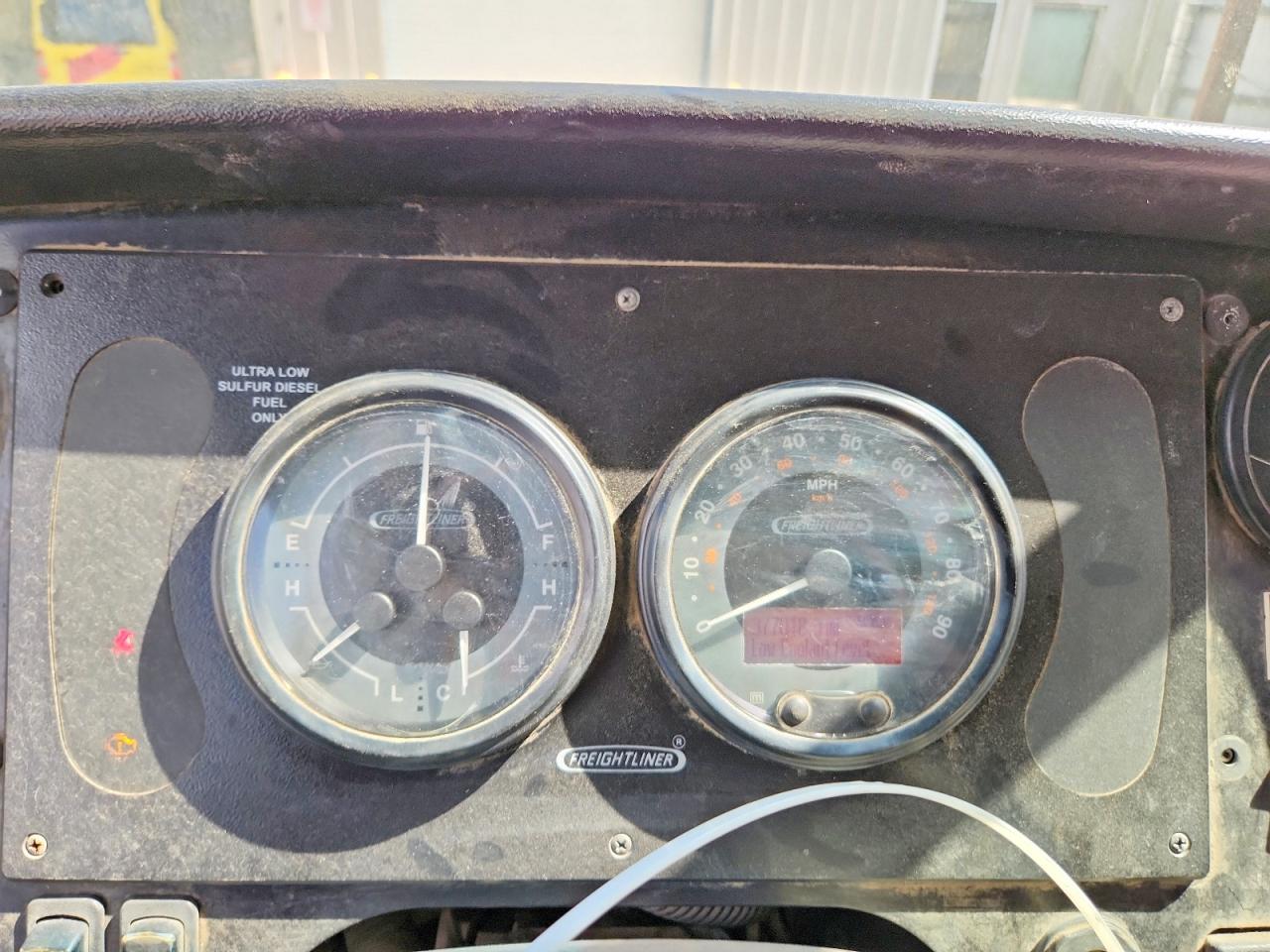 4UZAANDU49CAM6002 · 2009 FREIGHTLINER CHASSIS · 9/13