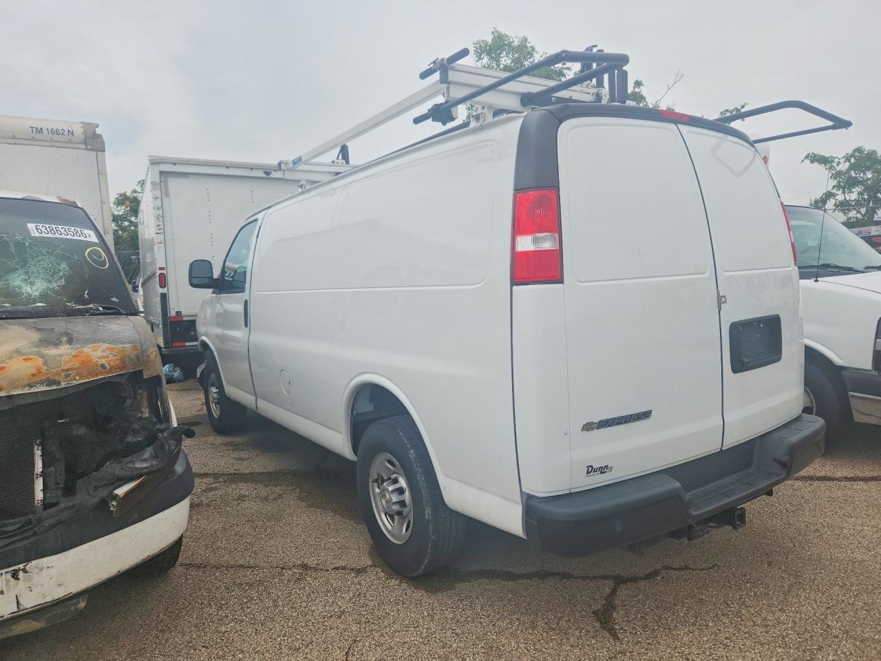 1GCZGGFP8P1186908 · 2023 CHEVROLET EXPRESS G3500 · 2/13