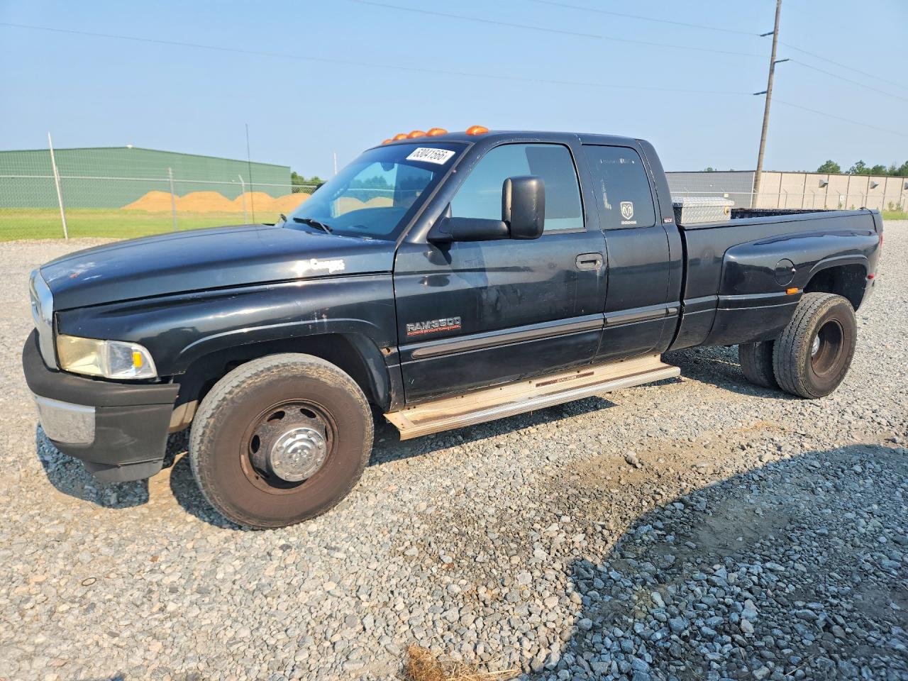 1B7MC33621J260342 · 2001 DODGE RAM 3500