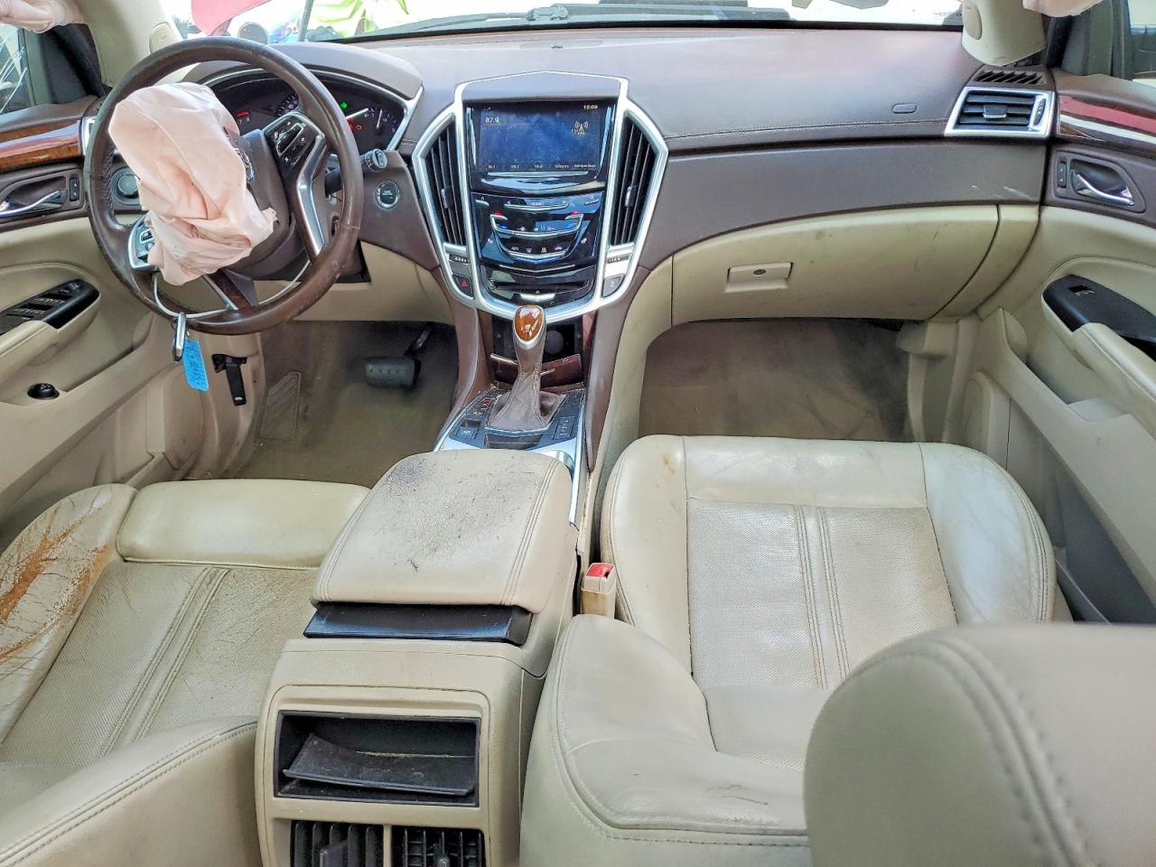 3GYFNCE36FS535541 · 2015 CADILLAC SRX · 8/13