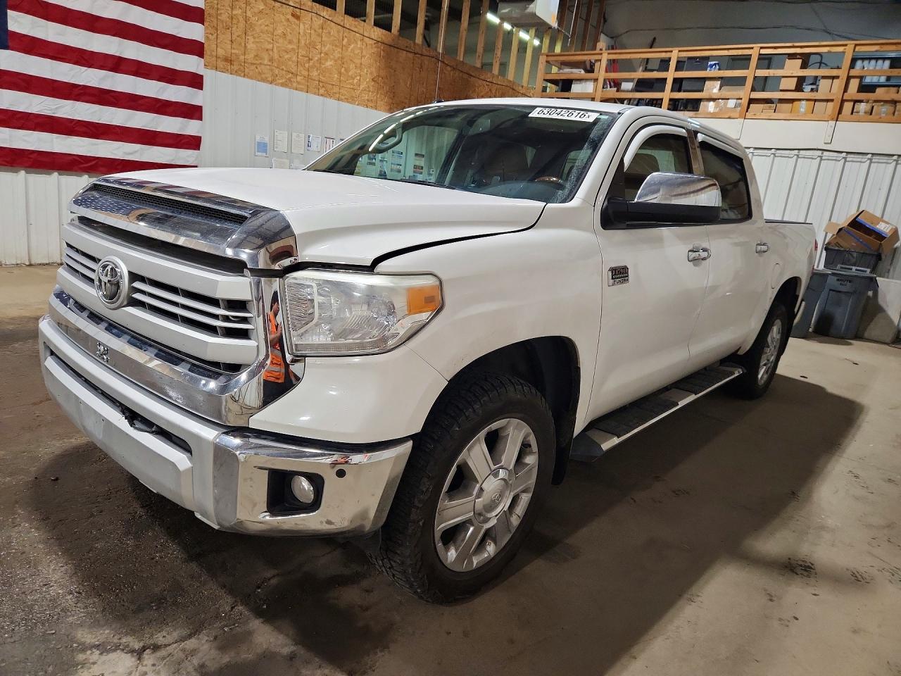 5TFAY5F12FX426301 · 2015 TOYOTA TUNDRA