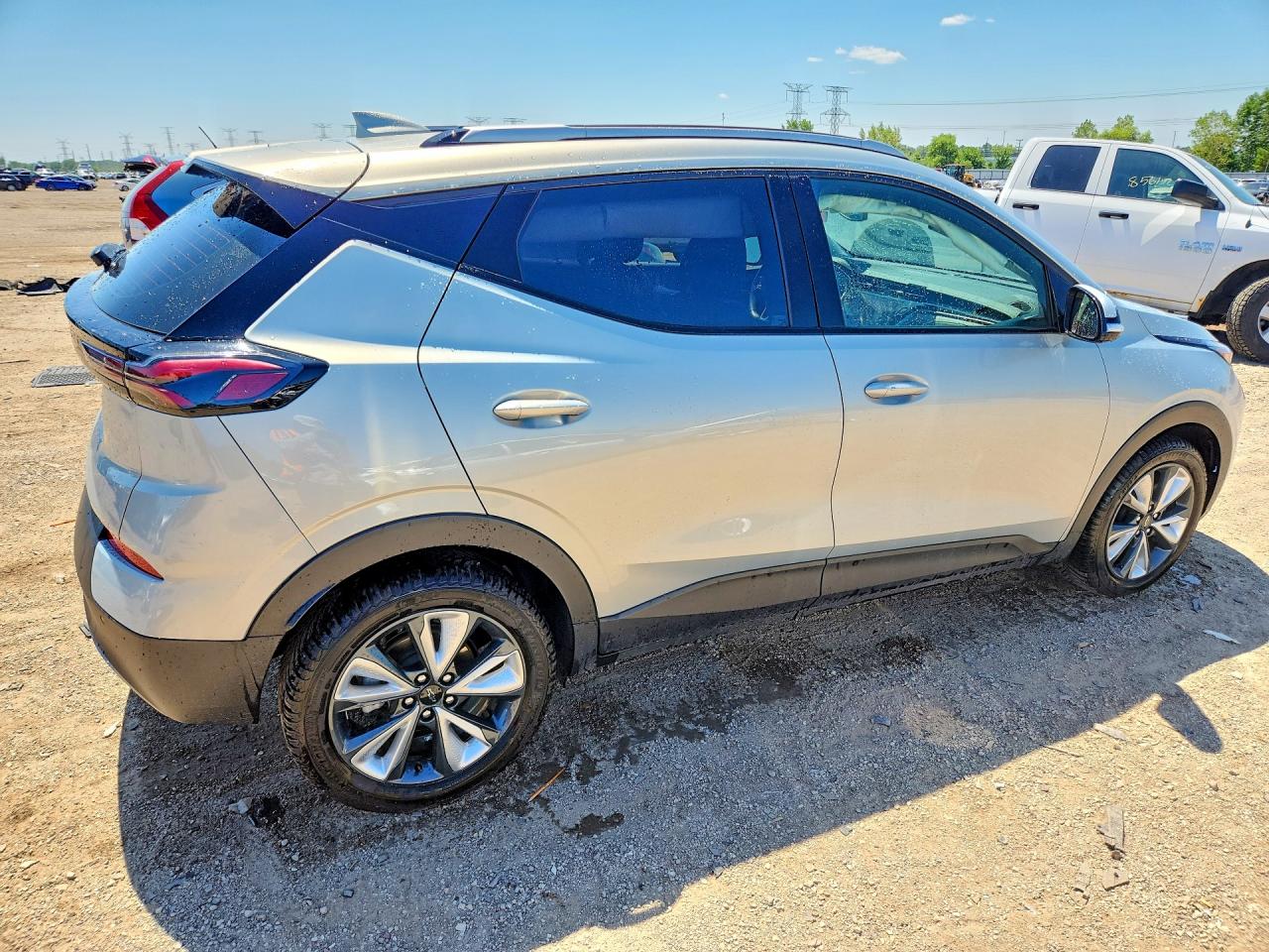 1G1FY6S04P4184681 · 2023 CHEVROLET BOLT EUV · 3/13