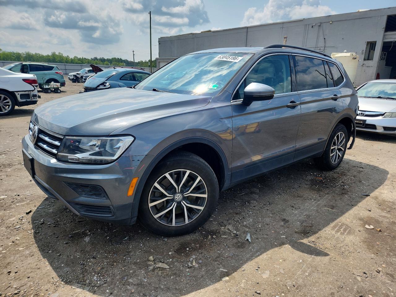 3VV2B7AX2KM122125 · 2019 VOLKSWAGEN TIGUAN