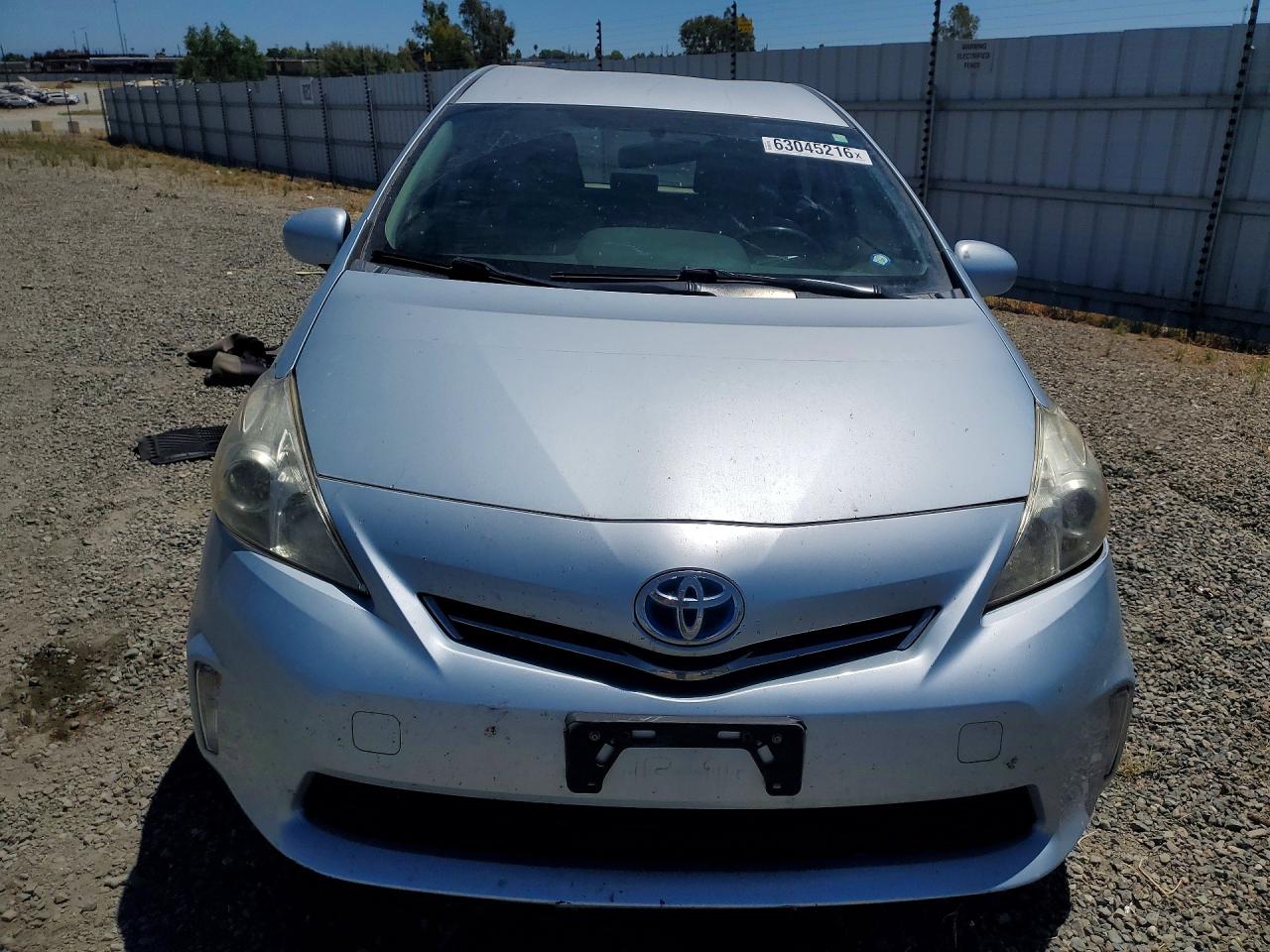 JTDZN3EU9C3081315 · 2012 TOYOTA PRIUS V · 5/12