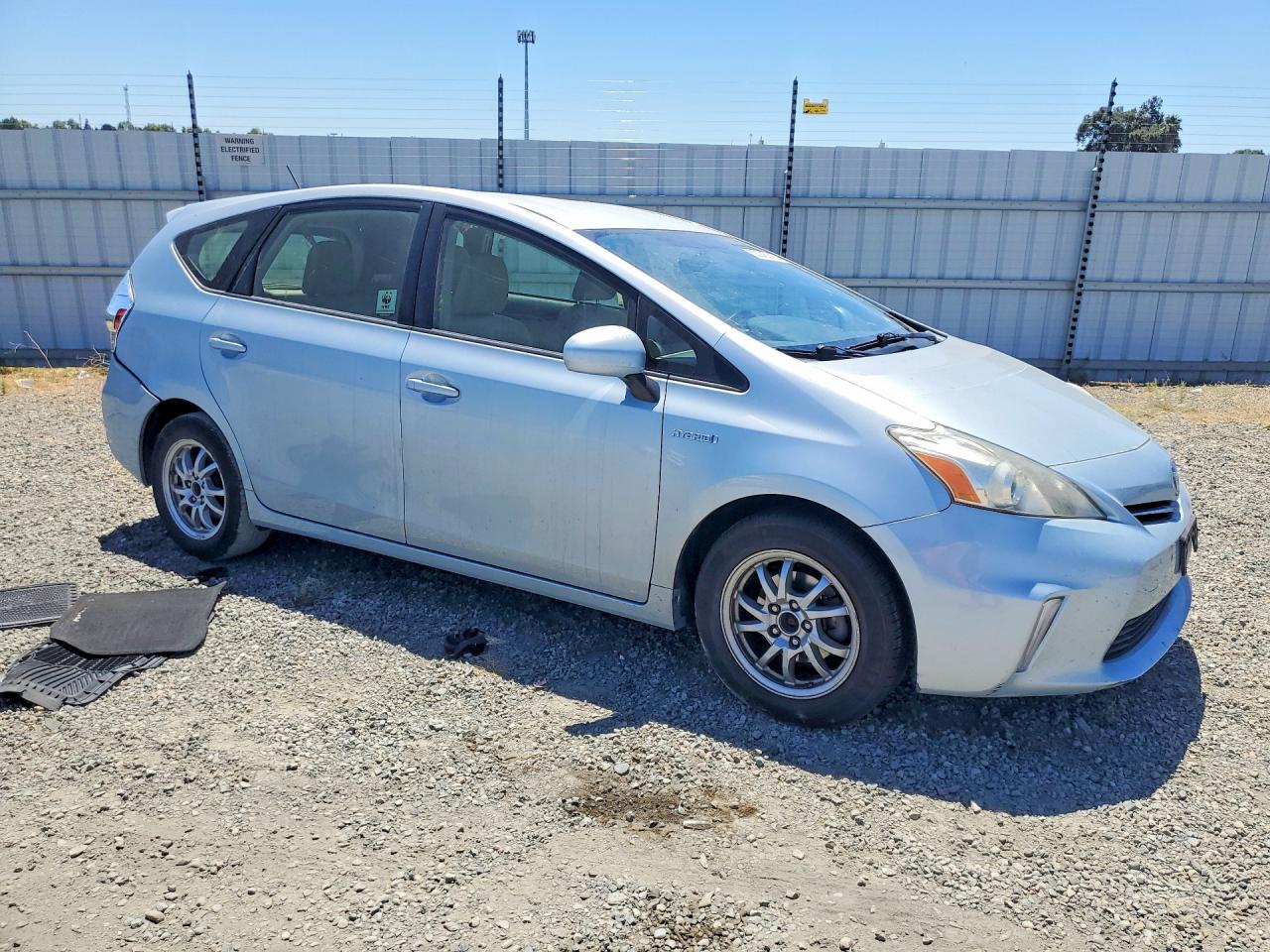 JTDZN3EU9C3081315 · 2012 TOYOTA PRIUS V · 4/12