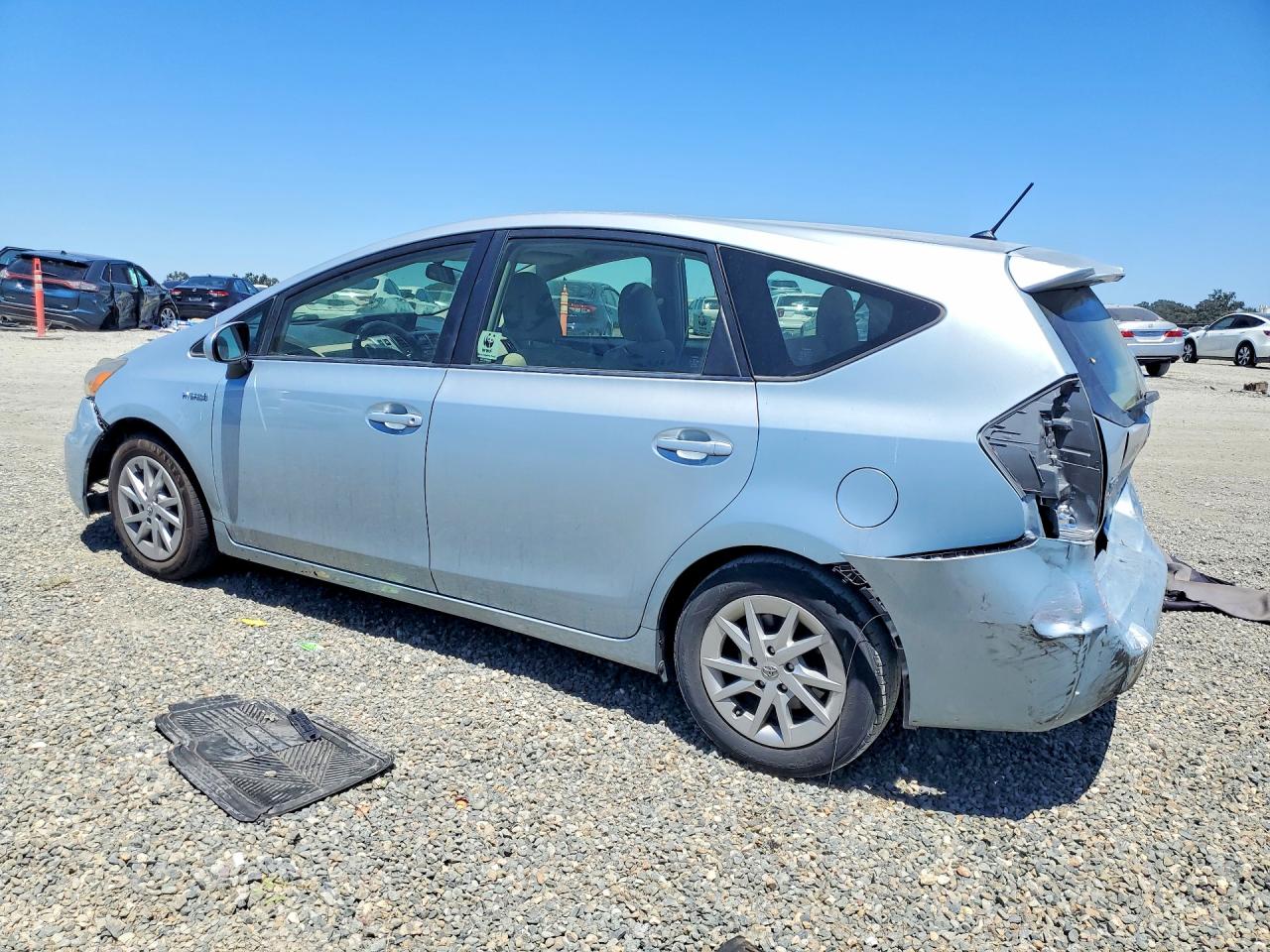 JTDZN3EU9C3081315 · 2012 TOYOTA PRIUS V · 2/12
