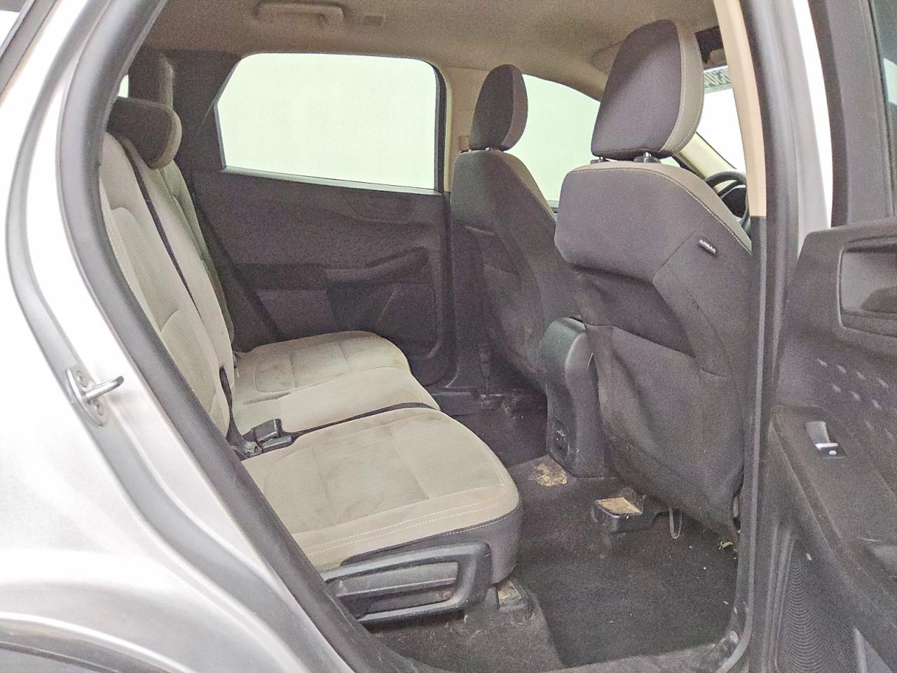1FMCU0F60LUA31447 · 2020 FORD ESCAPE · 11/13