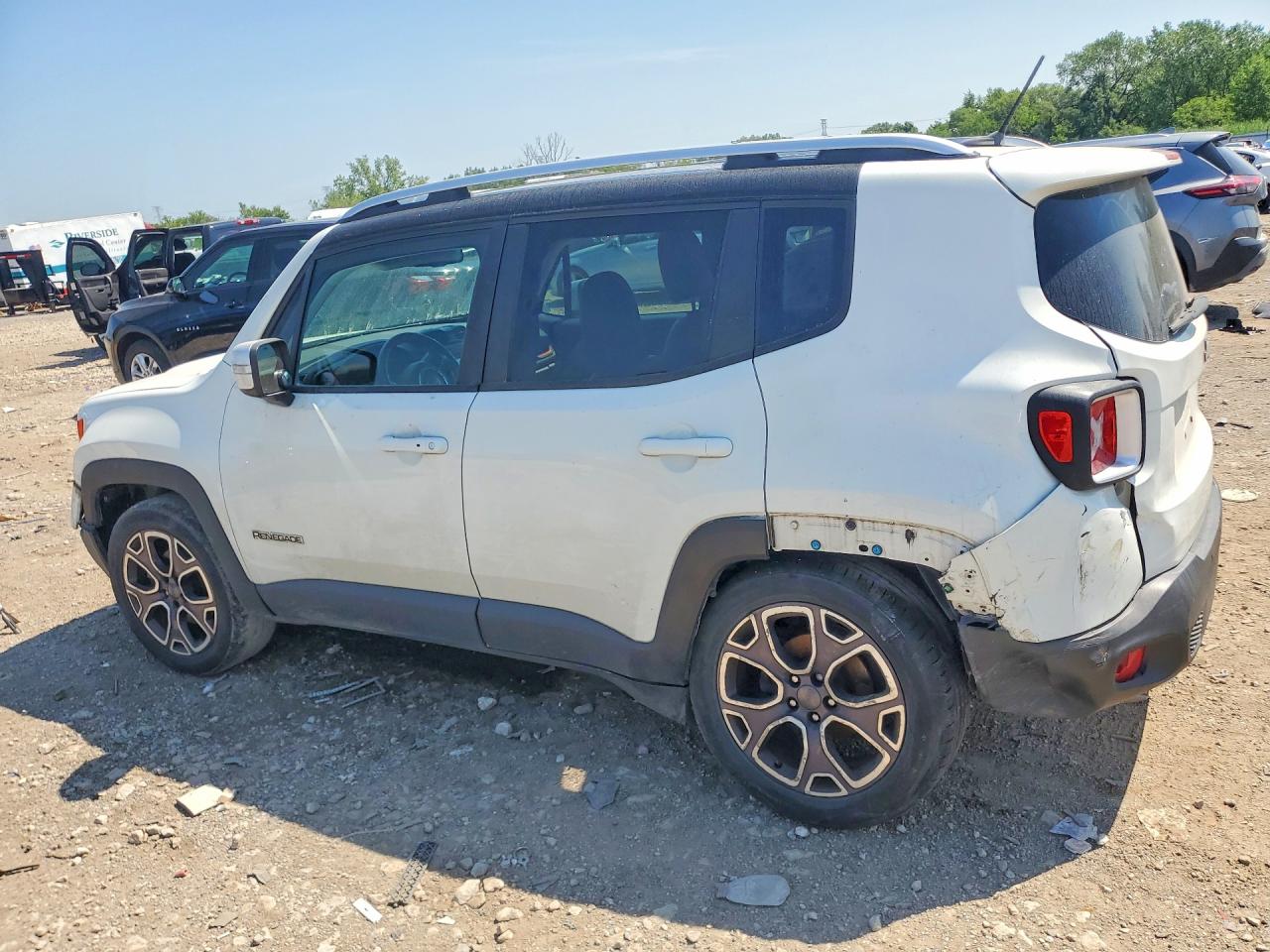 ZACCJADT4GPC63861 · 2016 JEEP RENEGADE · 2/13