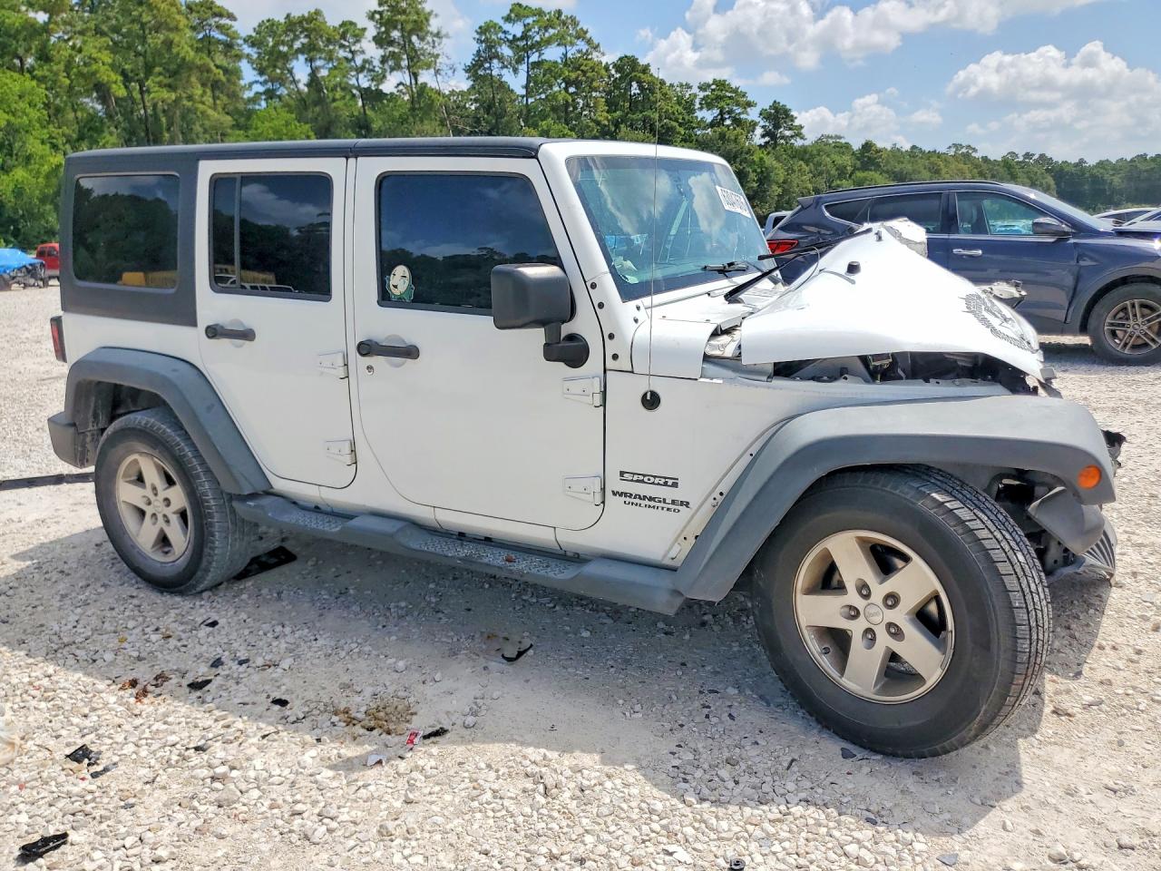 1C4BJWDG4FL722160 · 2015 JEEP WRANGLER UNLIMITED · 4/13