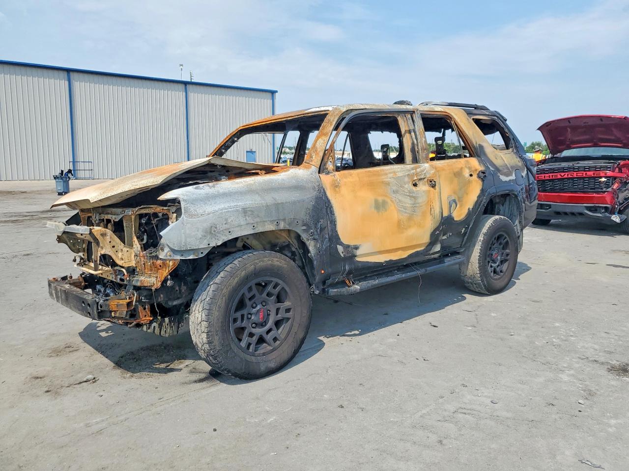 JTEBU5JR2J5498435 · 2018 TOYOTA 4RUNNER