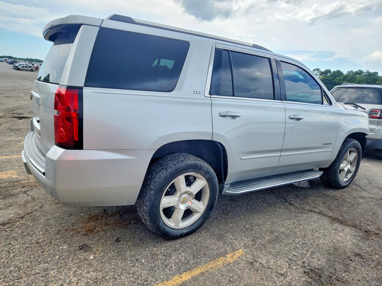 1GNSCCKC8FR525134 · 2015 CHEVROLET TAHOE · 3/14
