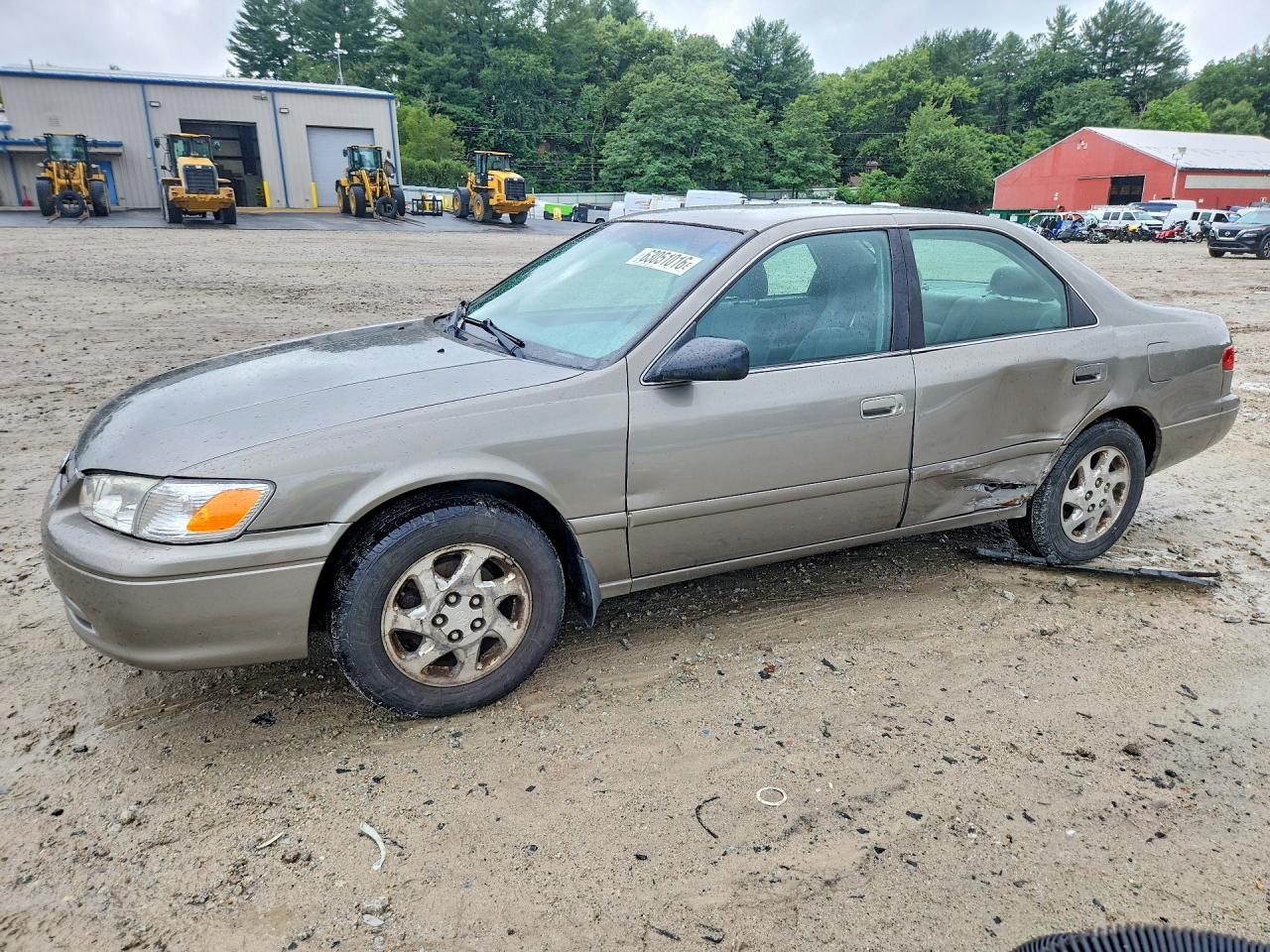 4T1BF22K4YU107540 · 2000 TOYOTA CAMRY
