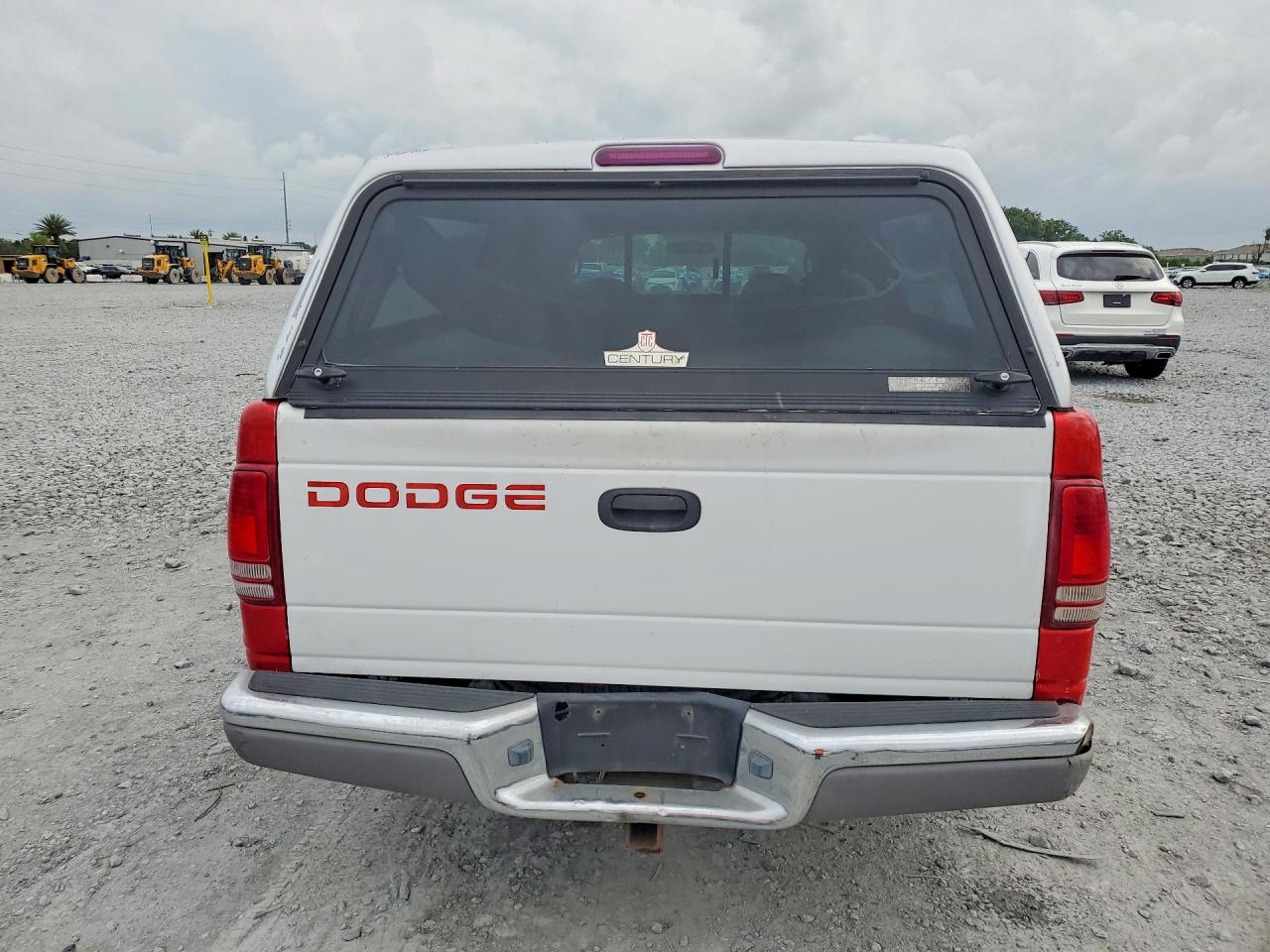 1D7HL48K84S670130 · 2004 DODGE DAKOTA · 6/13
