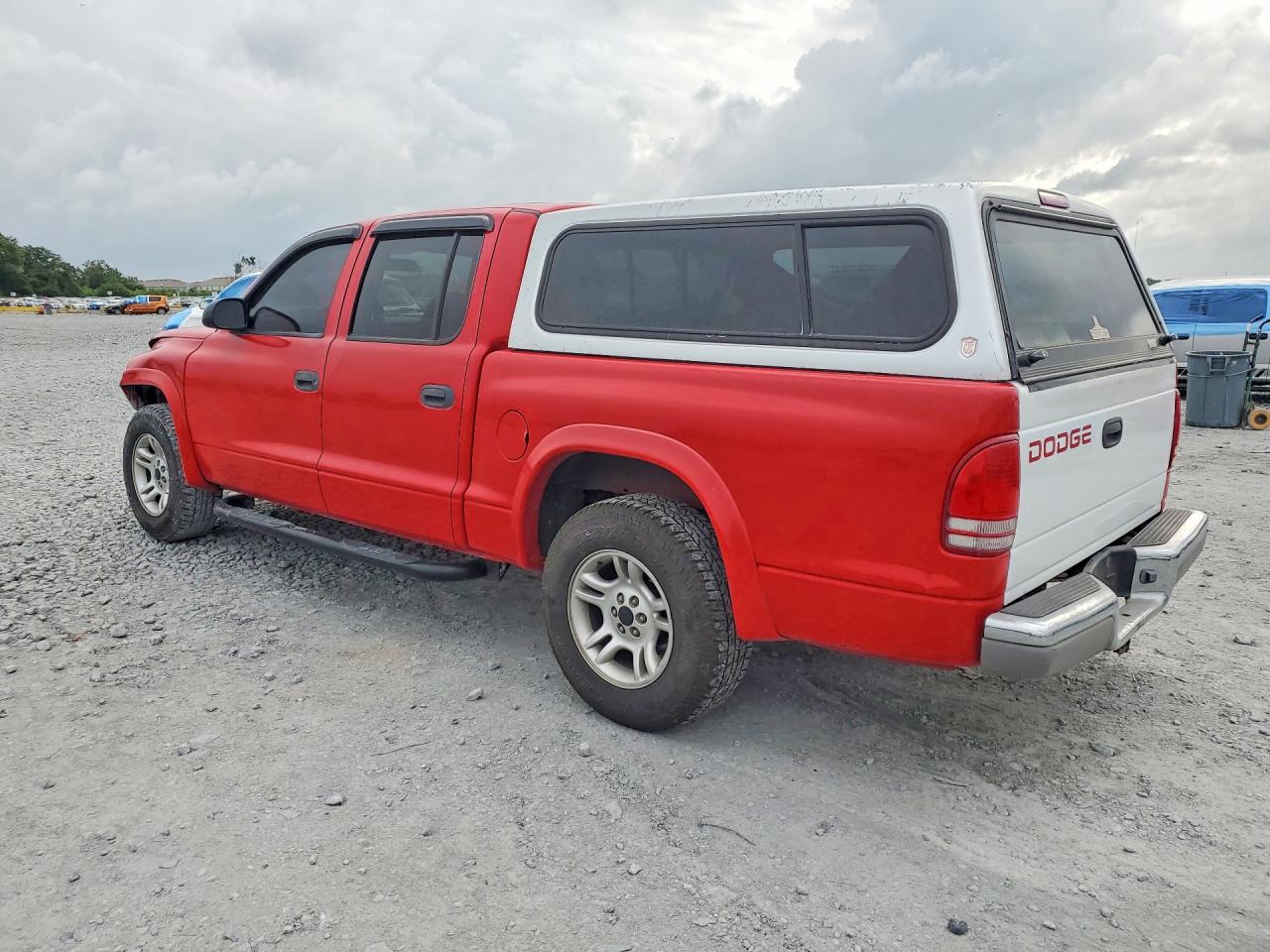 1D7HL48K84S670130 · 2004 DODGE DAKOTA · 2/13