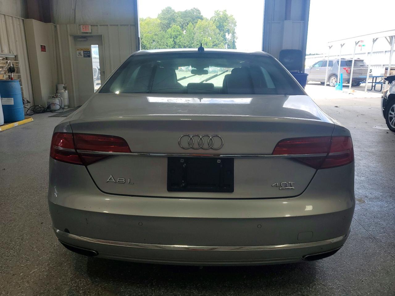 WAU32AFD0FN029353 · 2015 AUDI A8 · 6/14