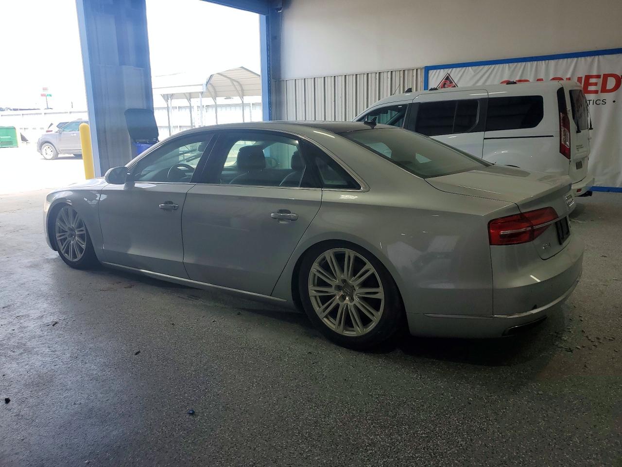 WAU32AFD0FN029353 · 2015 AUDI A8 · 2/14