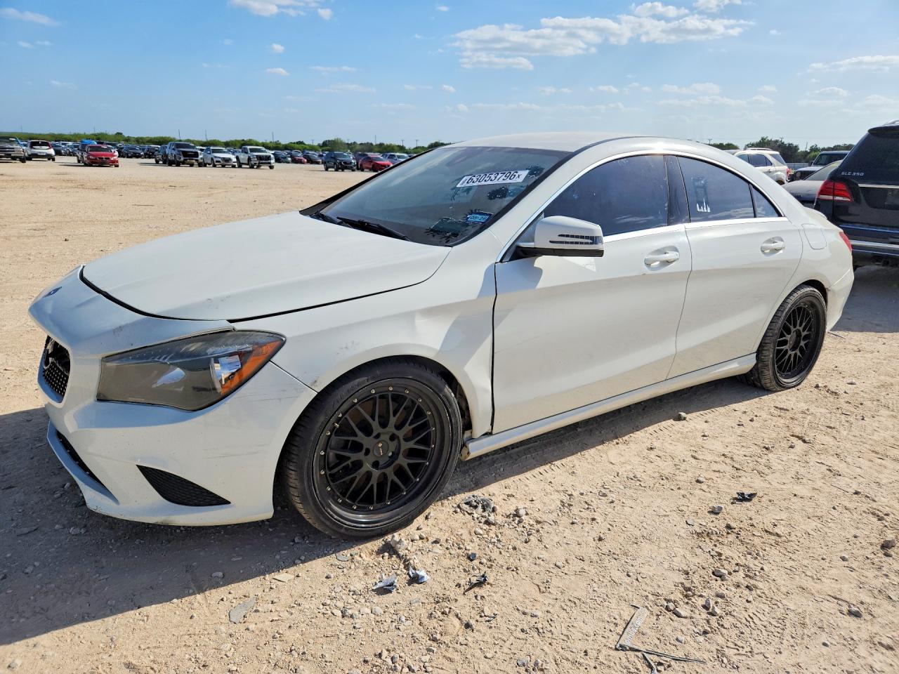 WDDSJ4EB3GN339054 · 2016 MERCEDES-BENZ CLA