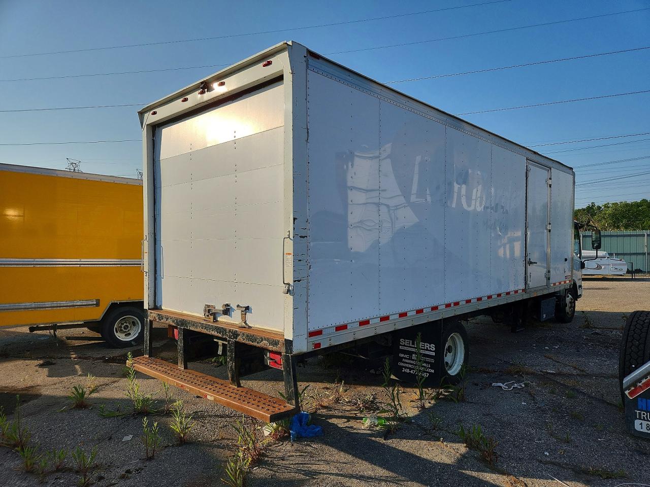 JALE5W167H7303680 · 2017 ISUZU NRR · 3/13