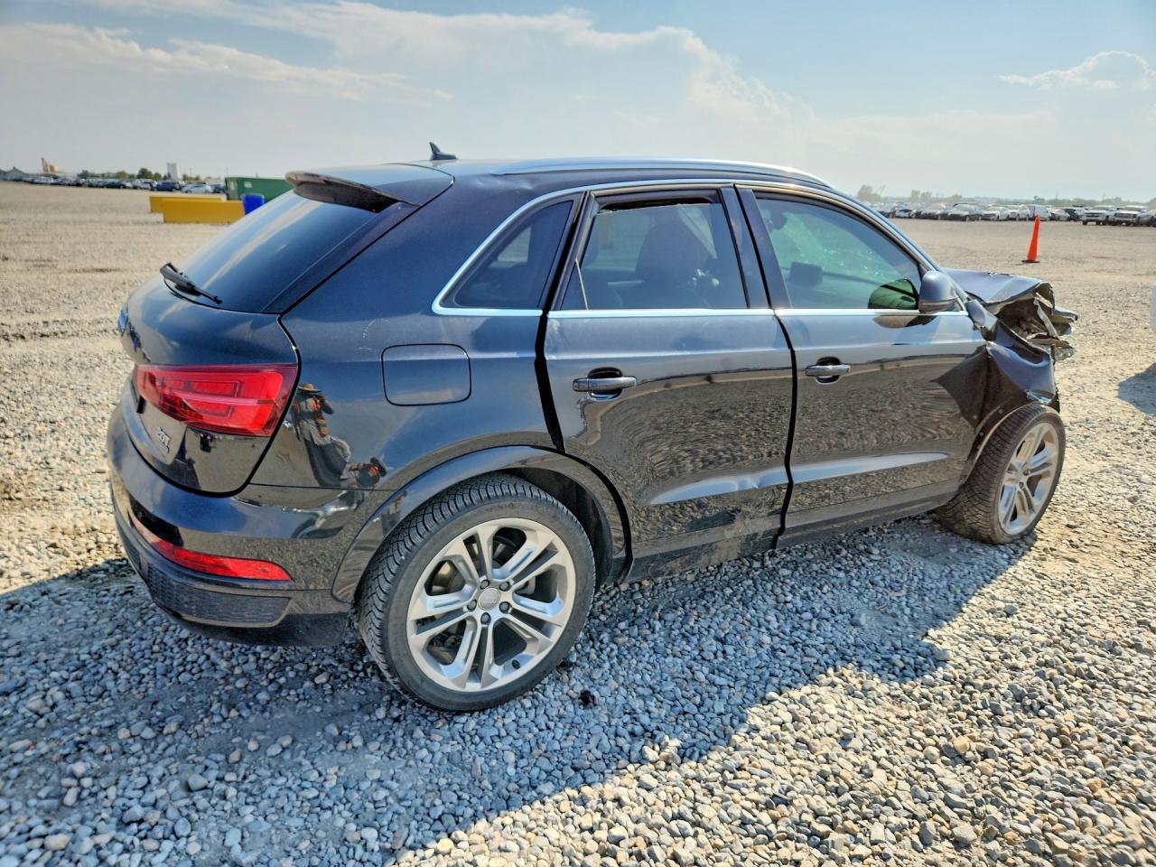 WA1GFCFS0GR004542 · 2016 AUDI Q3 · 3/14