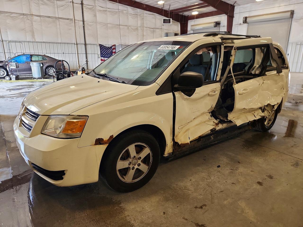 2D4RN4DE6AR181699 · 2010 DODGE GRAND CARAVAN