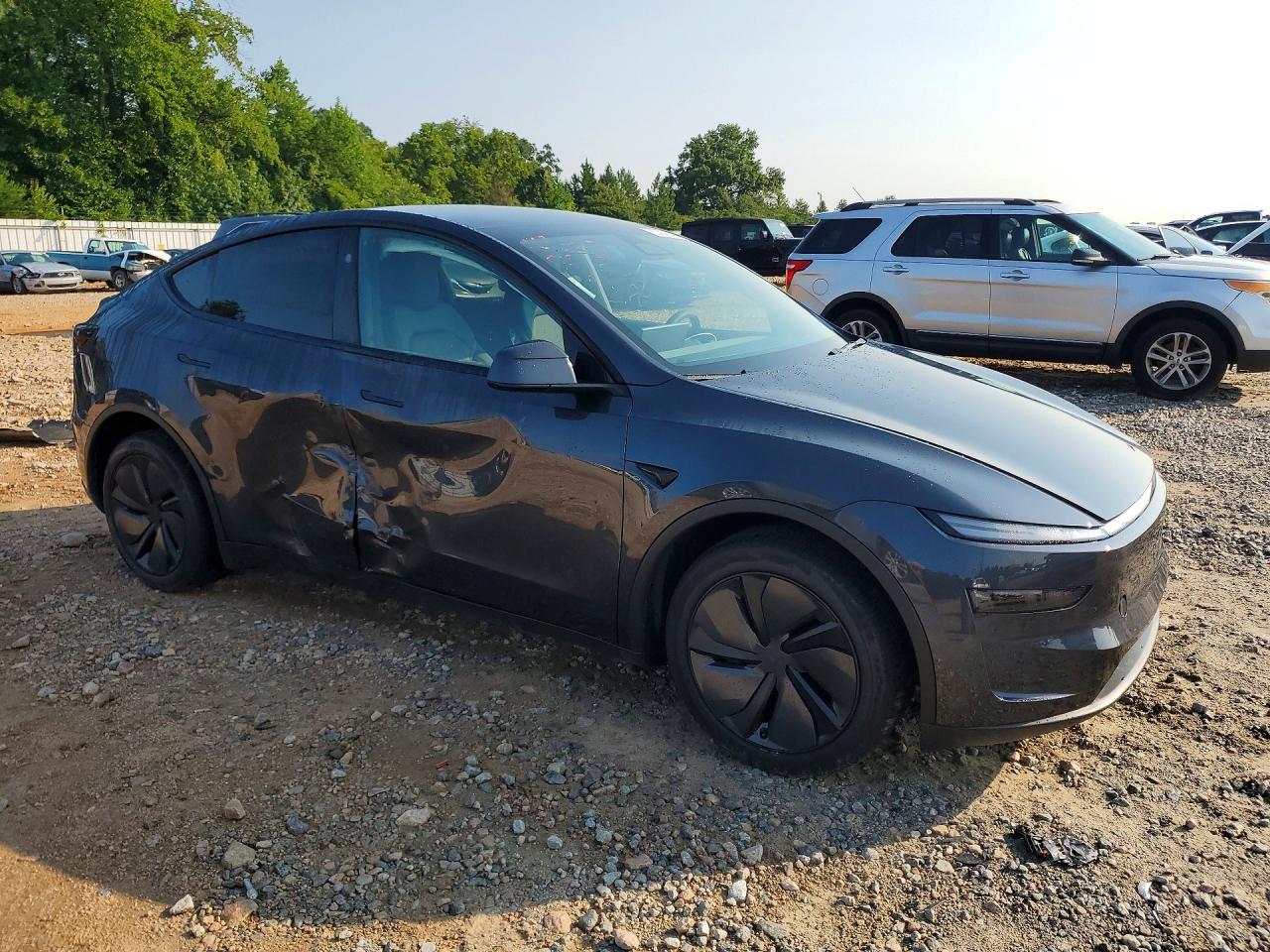 7SAYGDEE6TA694855 · 2026 TESLA MODEL Y · 4/12