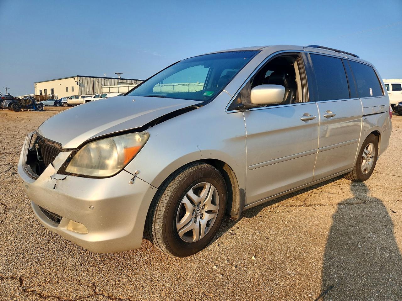 5FNRL388X6B509016 · 2006 HONDA ODYSSEY