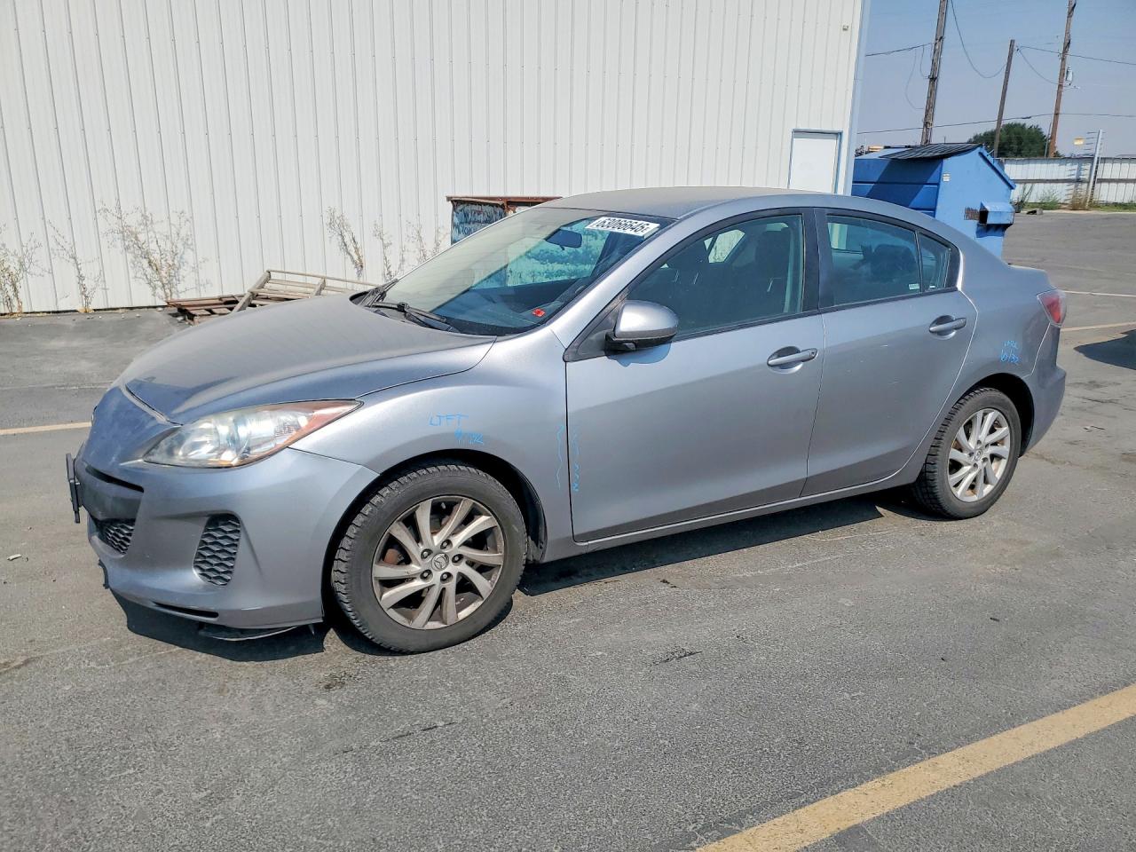 JM1BL1V80C1587321 · 2012 MAZDA 3