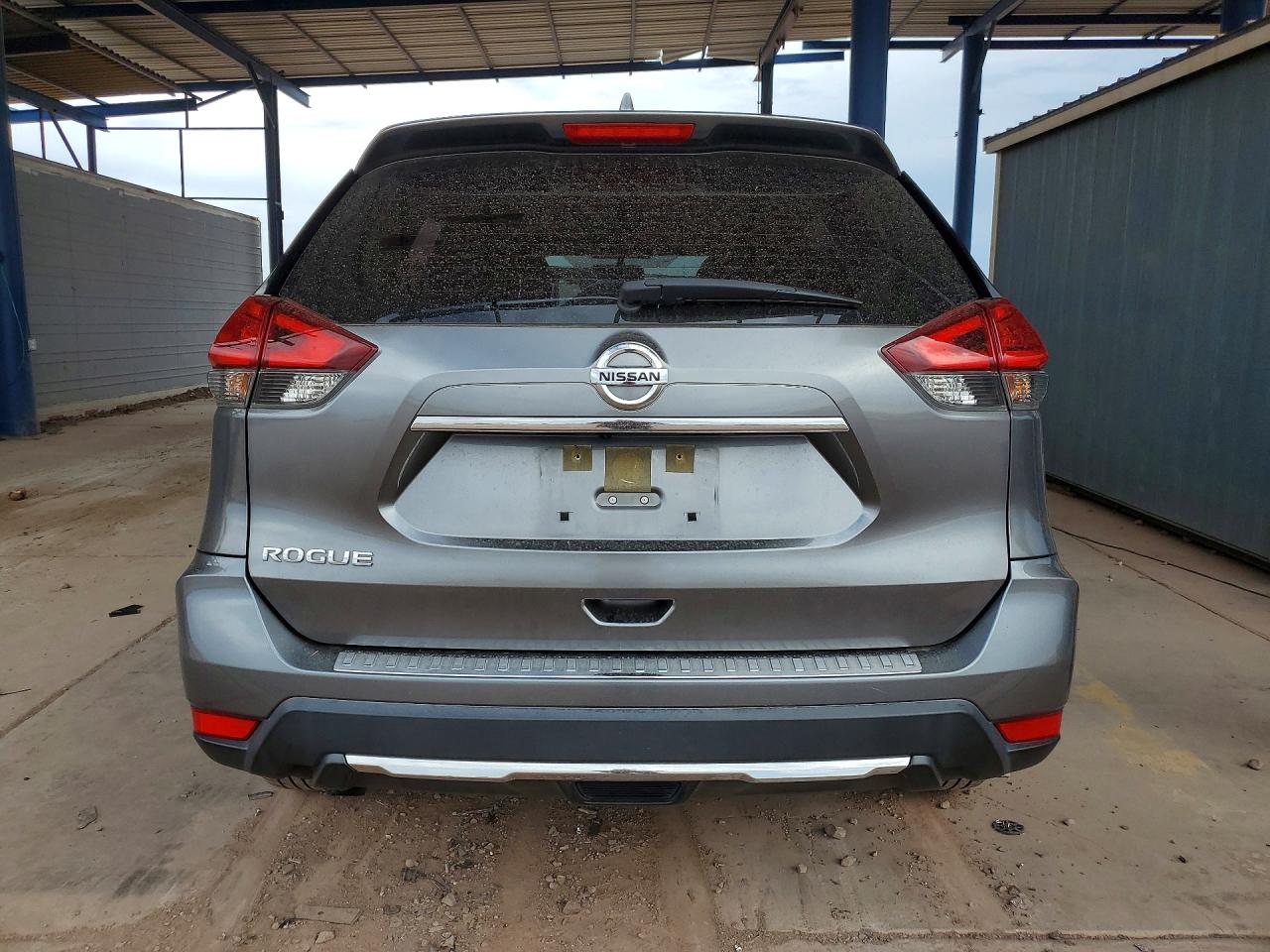 JN8AT2MT5HW390862 · 2017 NISSAN ROGUE · 6/13