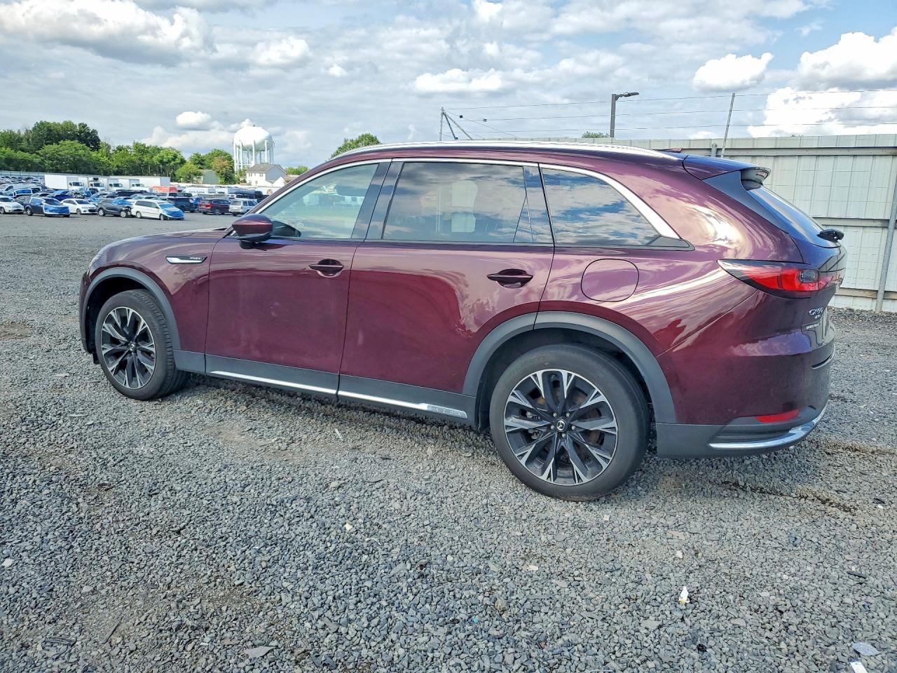 JM3KKEHA5R1187814 · 2024 MAZDA CX-90 · 2/13