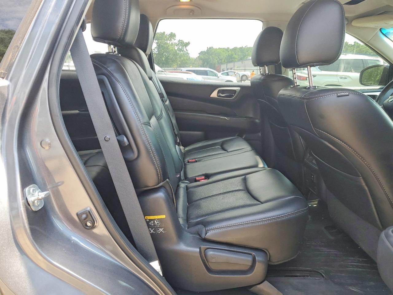 5N1AR2MM2FC637588 · 2015 NISSAN PATHFINDER · 11/13