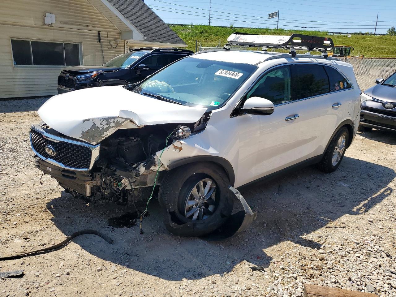 5XYPG4A52HG225540 · 2017 KIA SORENTO