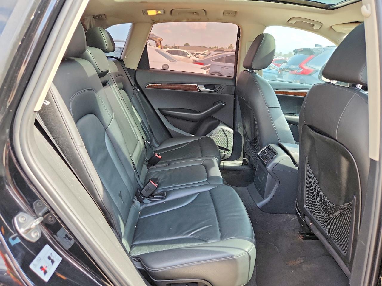 WA1CFAFP7BA008268 · 2011 AUDI Q5 · 10/12