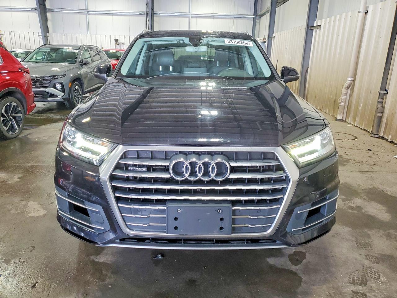 WA1LAAF70HD001569 · 2017 AUDI Q7 · 5/13
