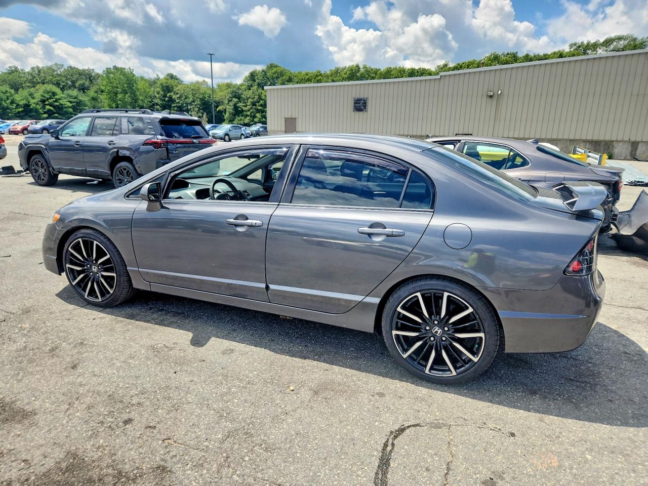 2HGFA1F58BH528725 · 2011 HONDA CIVIC · 2/12