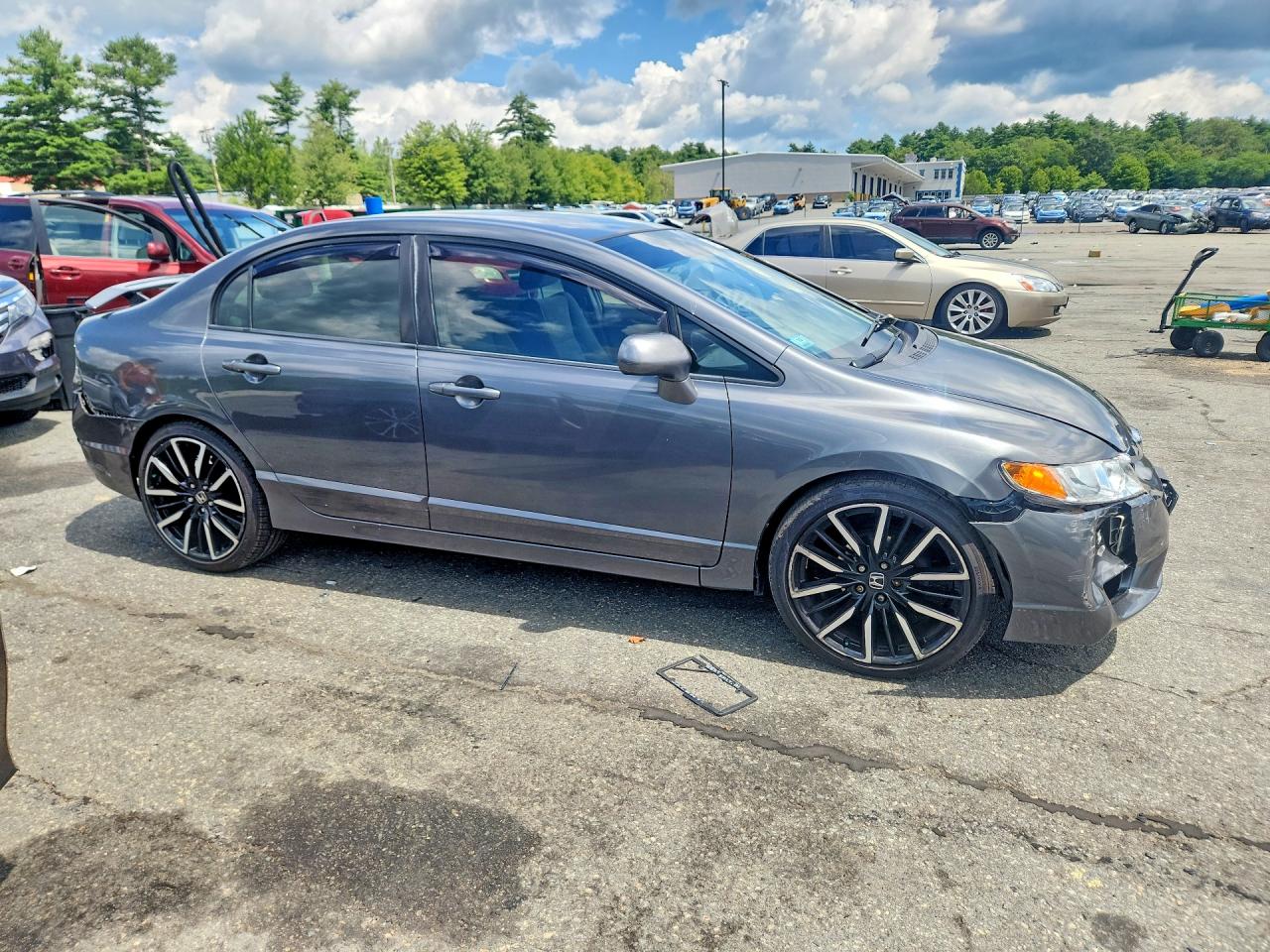 2HGFA1F58BH528725 · 2011 HONDA CIVIC · 4/12
