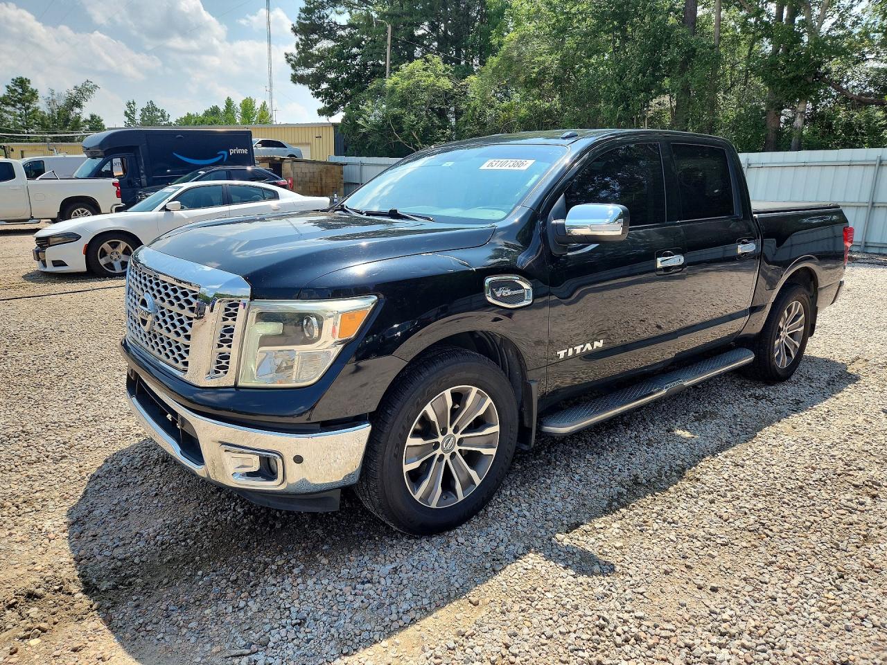 1N6AA1E69HN529382 · 2017 NISSAN TITAN