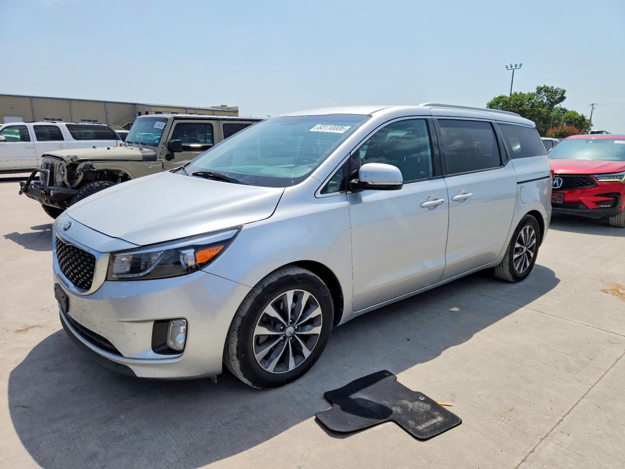 KNDMC5C16G6125585 · 2016 KIA SEDONA