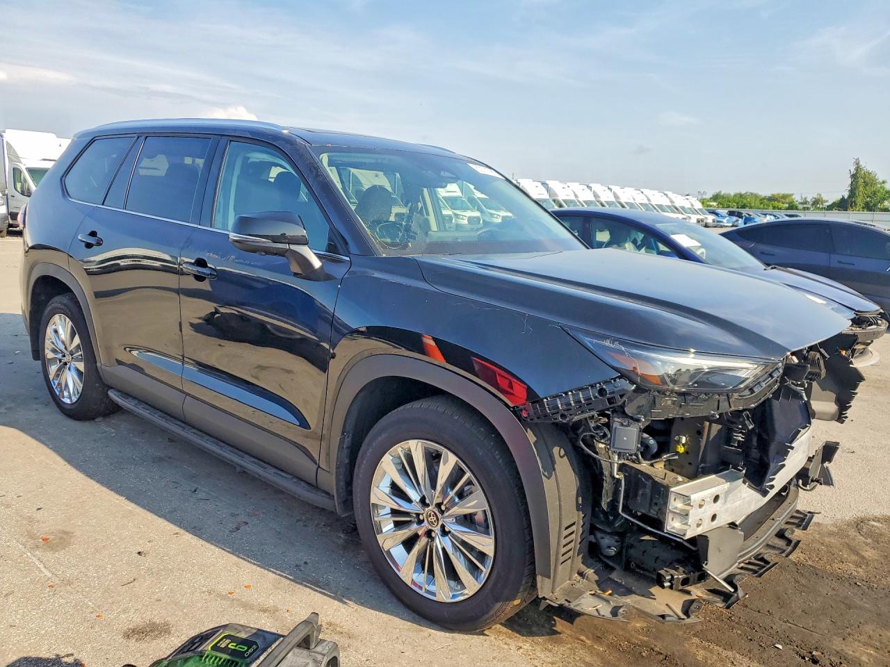 5TDAAAB54TS132860 · 2026 TOYOTA GRAND HIGHLANDER · 4/14