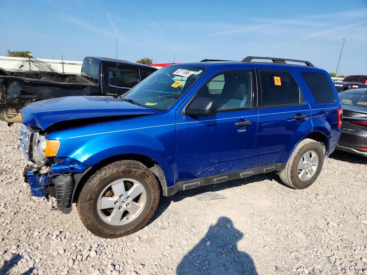 1FMCU0D70BKA81352 · 2011 FORD ESCAPE